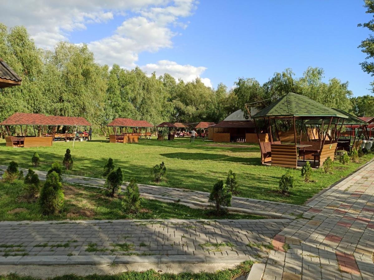 Holiday Park Dunay Kyslytsya Exterior foto