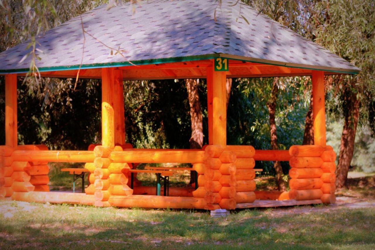 Holiday Park Dunay Kyslytsya Exterior foto
