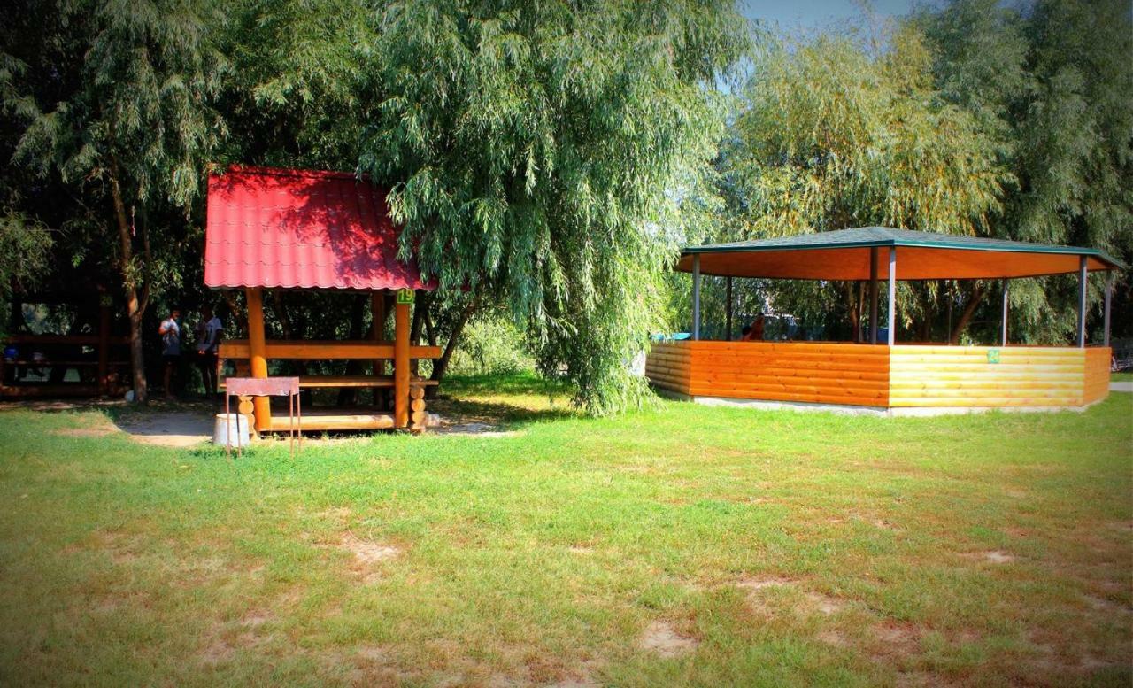 Holiday Park Dunay Kyslytsya Exterior foto